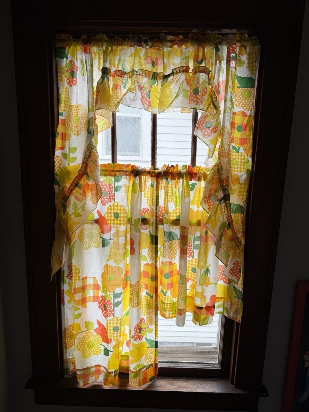 Vintage 70s Floral Gingham Hippie Groovy Flower Power Flower Curtain & Valances